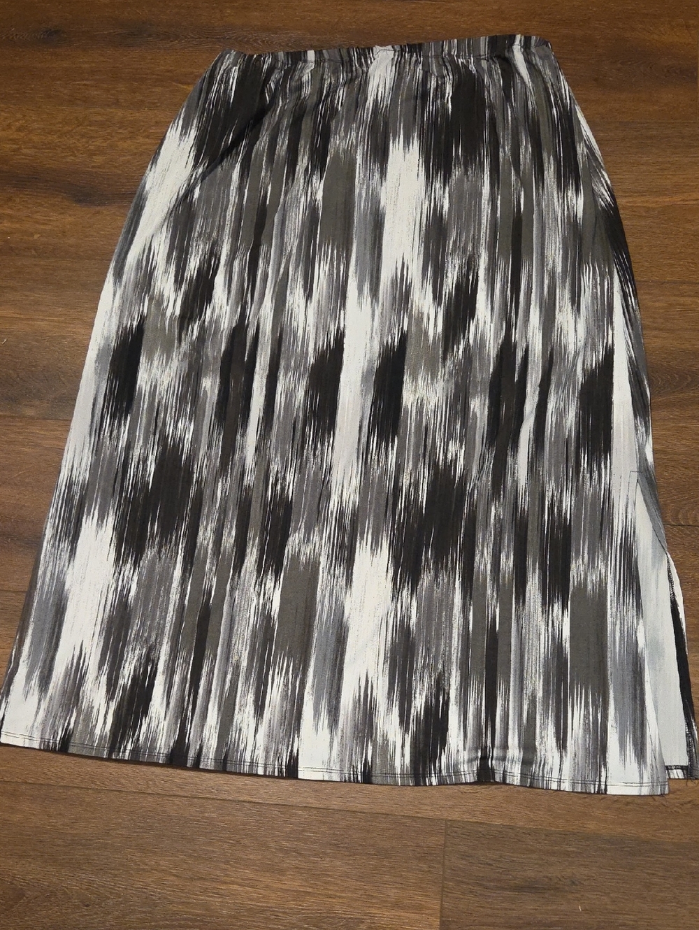 Notations Black/Gray Skirt 2X